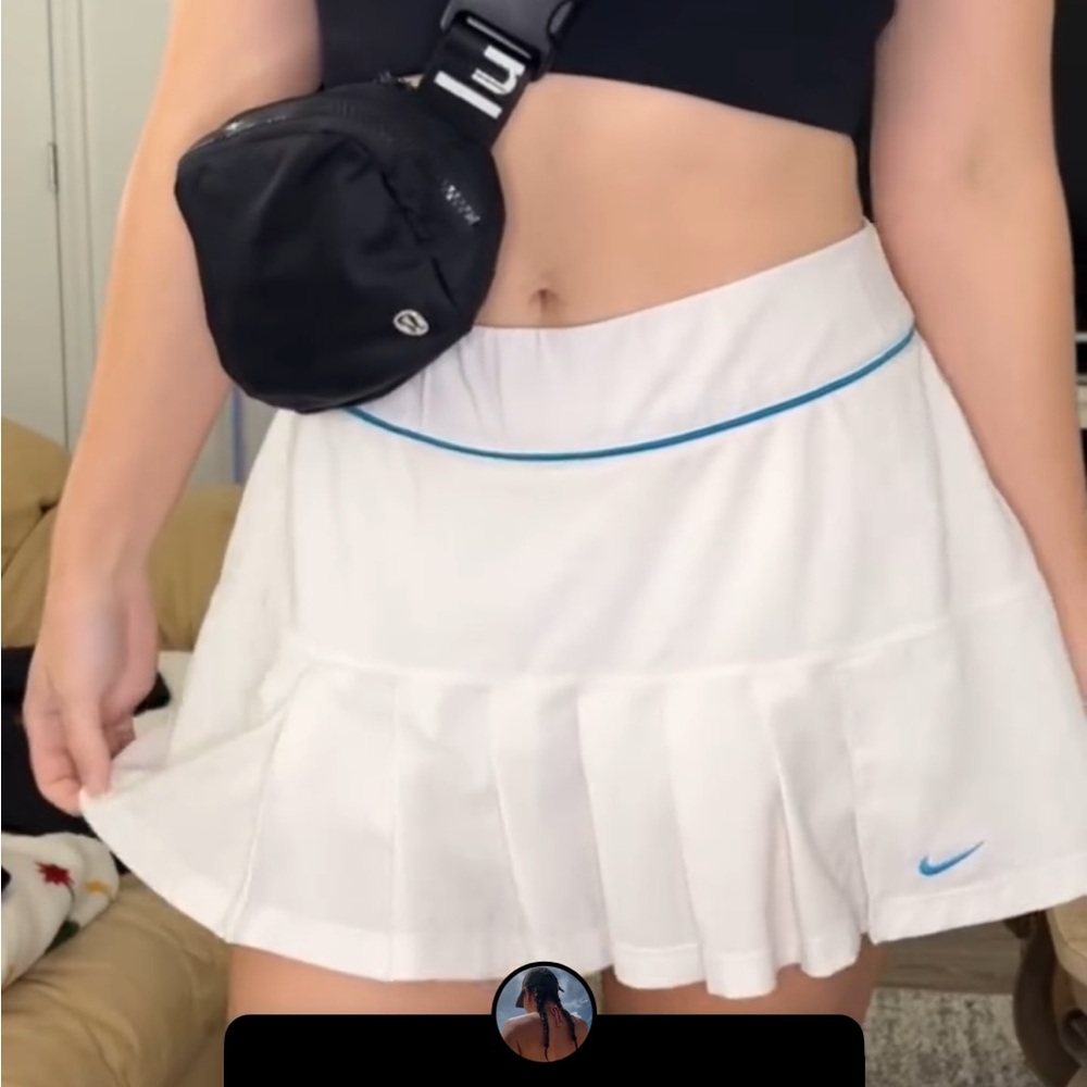 Nike White Skater Tennis Skirt with Blue Trim